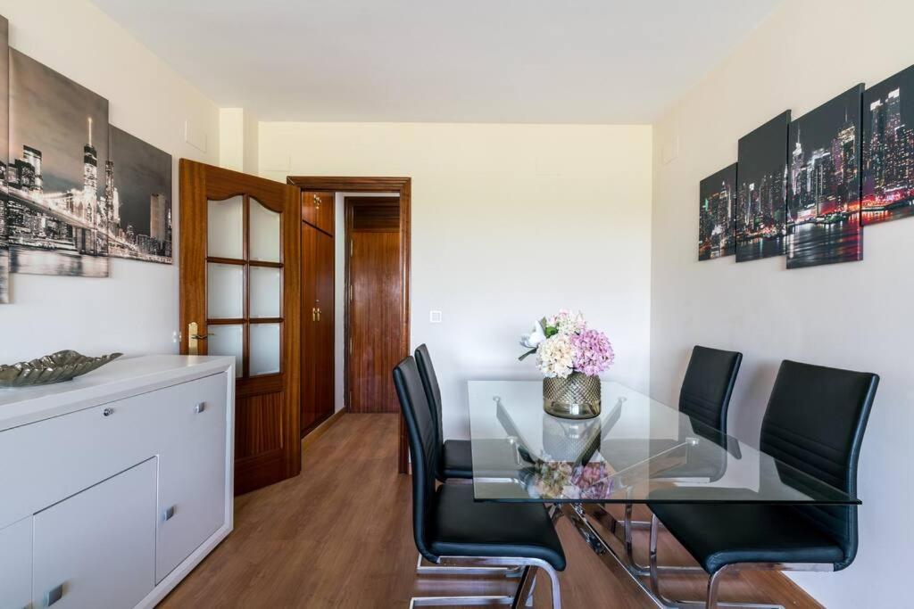 Miraflores Luxury Suites Севилья Экстерьер фото