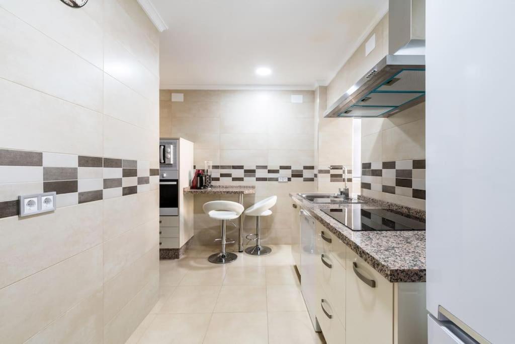Miraflores Luxury Suites Севилья Экстерьер фото