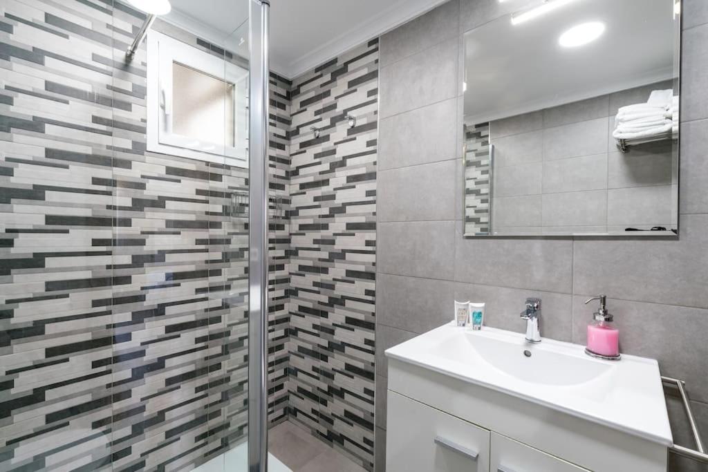 Miraflores Luxury Suites Севилья Экстерьер фото