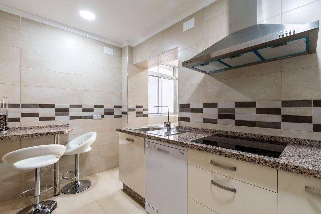 Miraflores Luxury Suites Севилья Экстерьер фото
