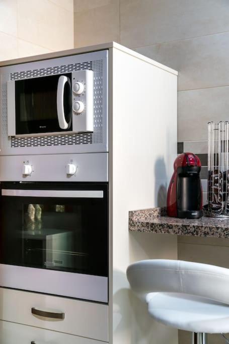 Miraflores Luxury Suites Севилья Экстерьер фото